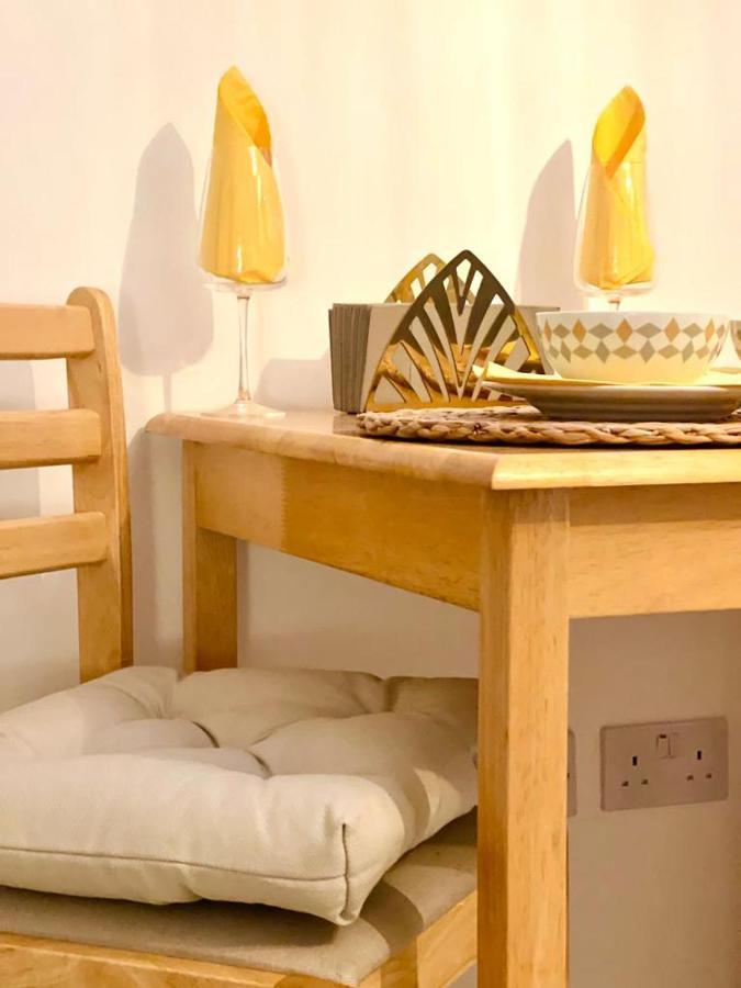 Enchanting One Bed Flat With Free Parking Хендон Экстерьер фото